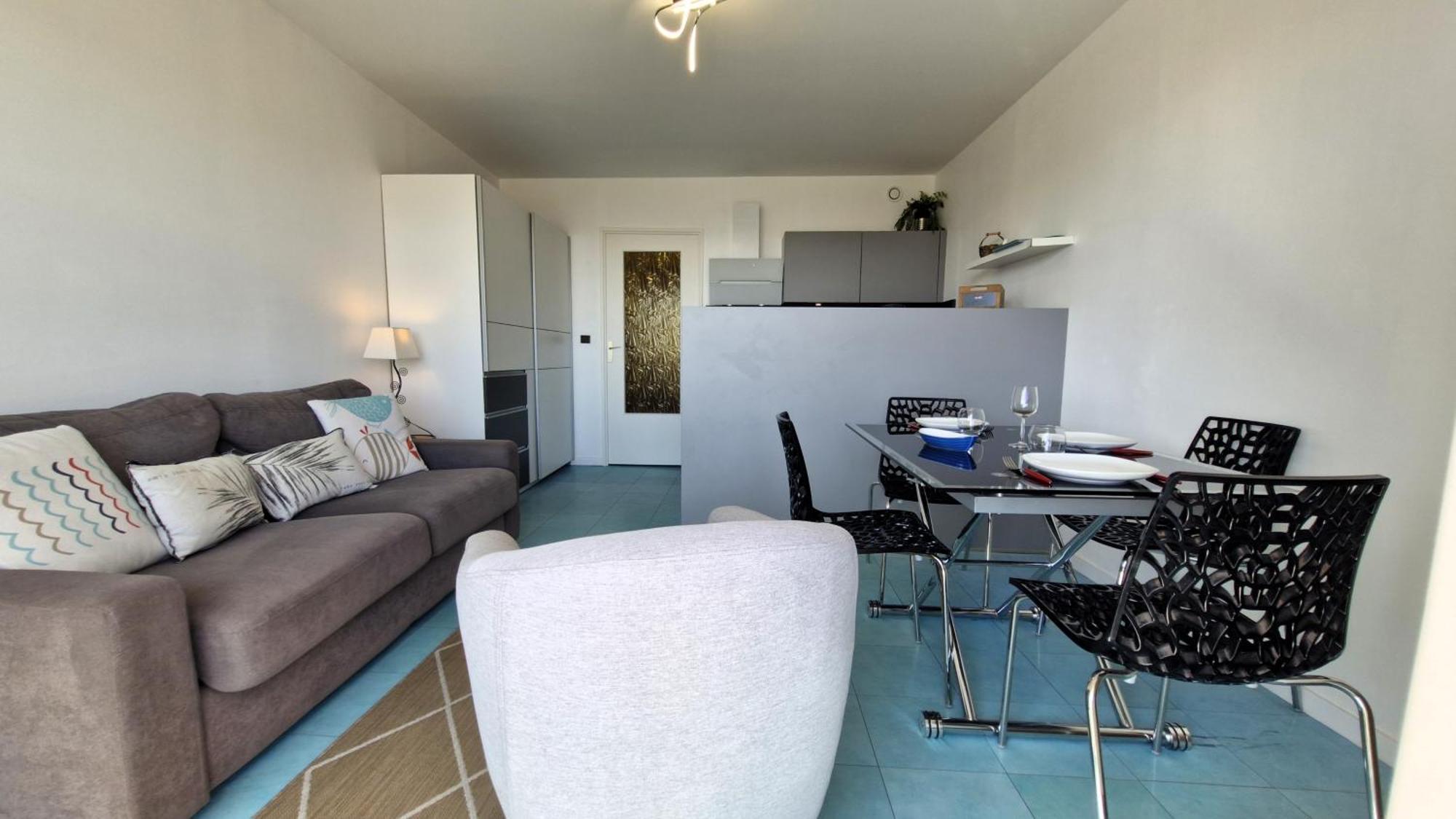 Saint Georges De Didonne - Pleine Vue Mer Pour Ce Studio Cabine Face A La Plage Exterior photo
